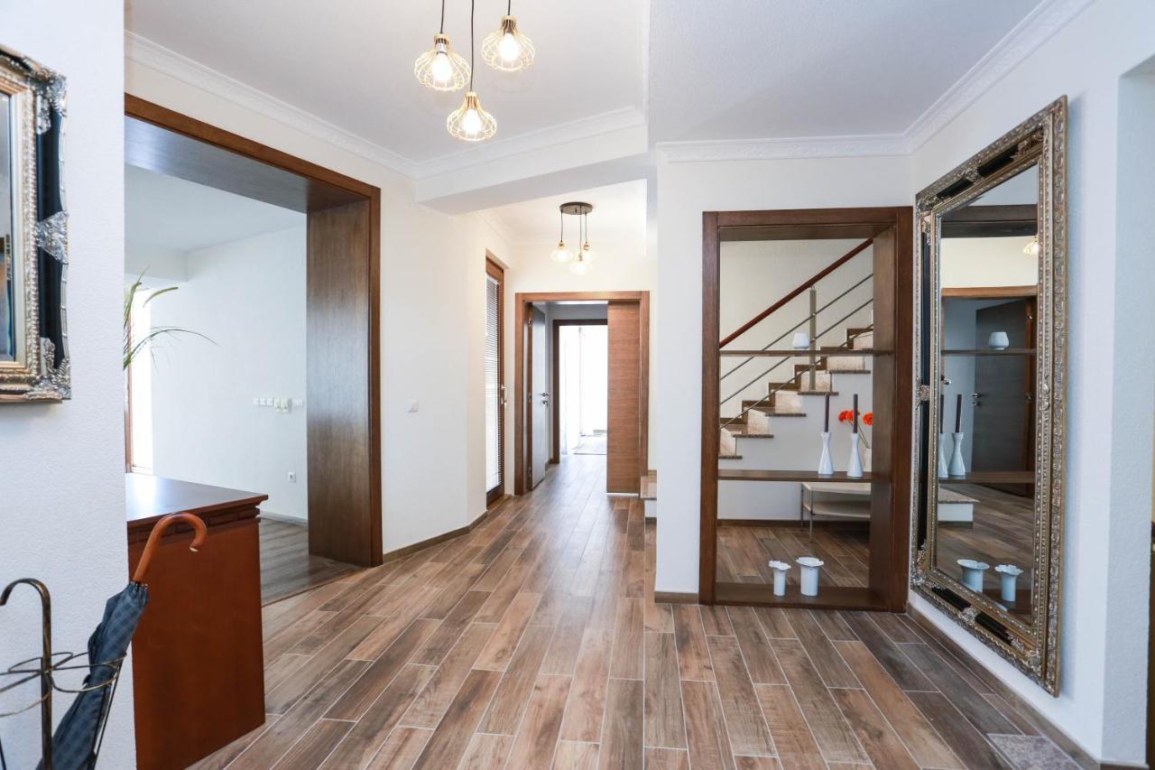 Villa Semiramis Tivat Exterior foto