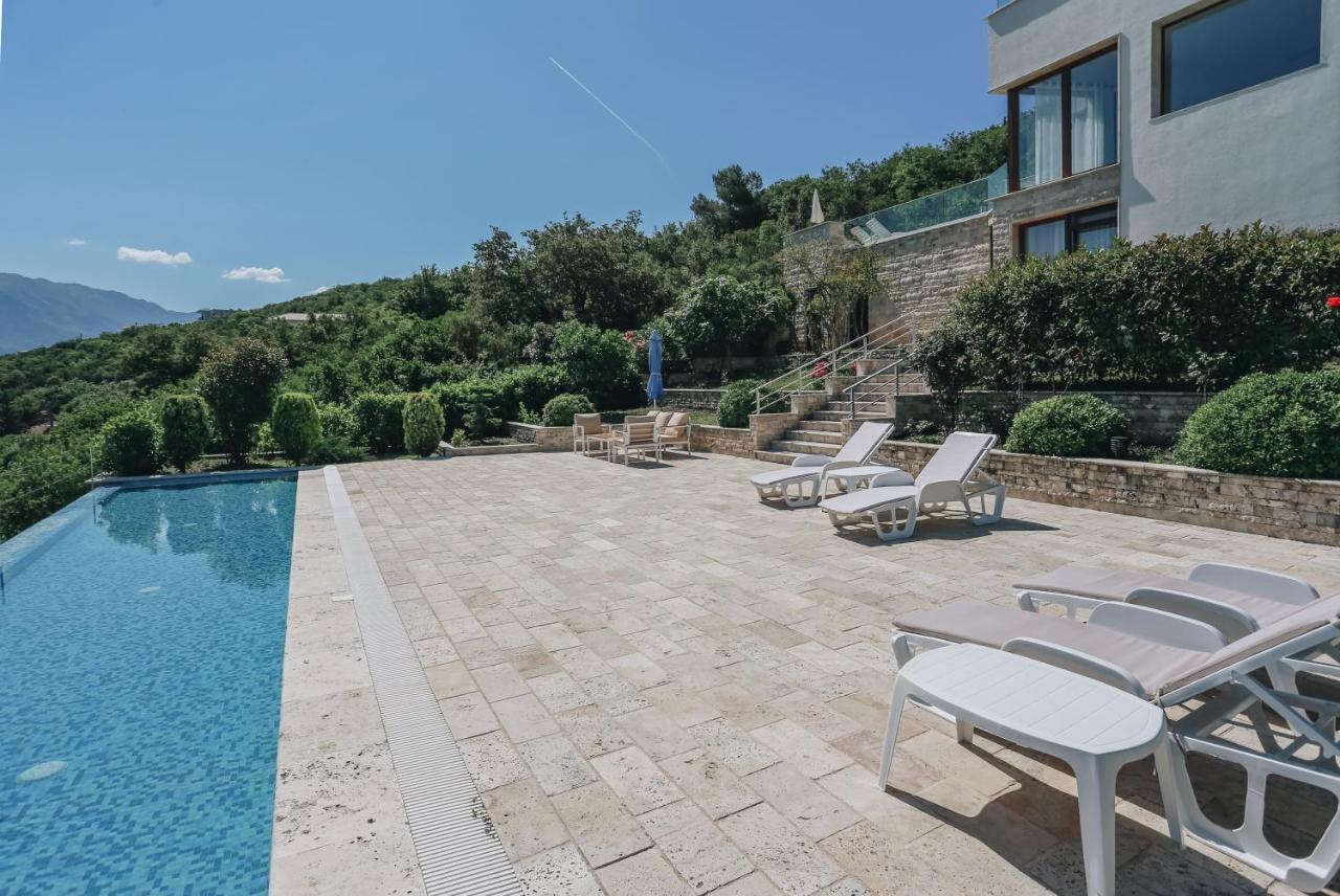 Villa Semiramis Tivat Exterior foto